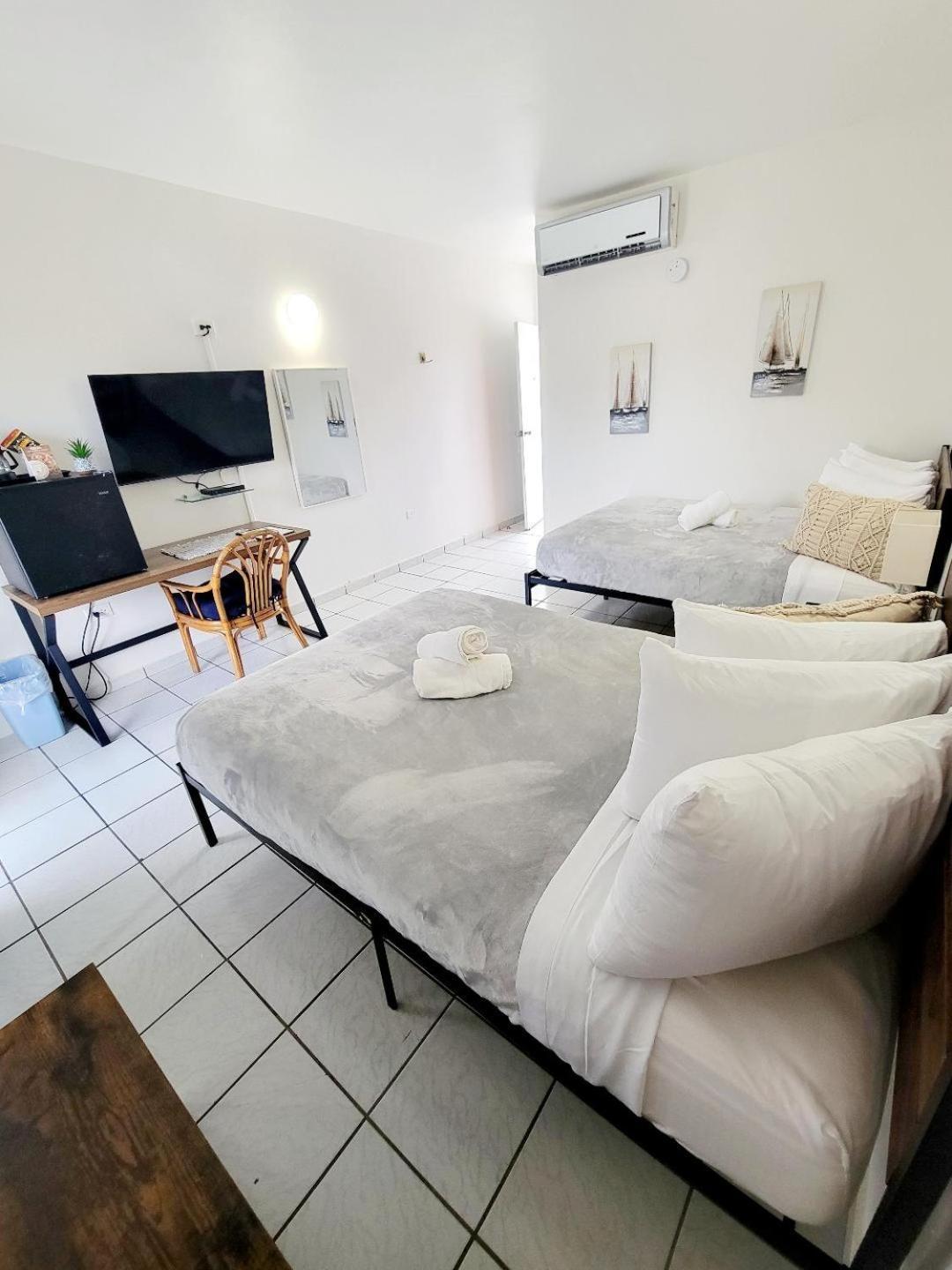 Nautilus By La Jamaca Hotels-Downtown La Parguera Lajas Ngoại thất bức ảnh