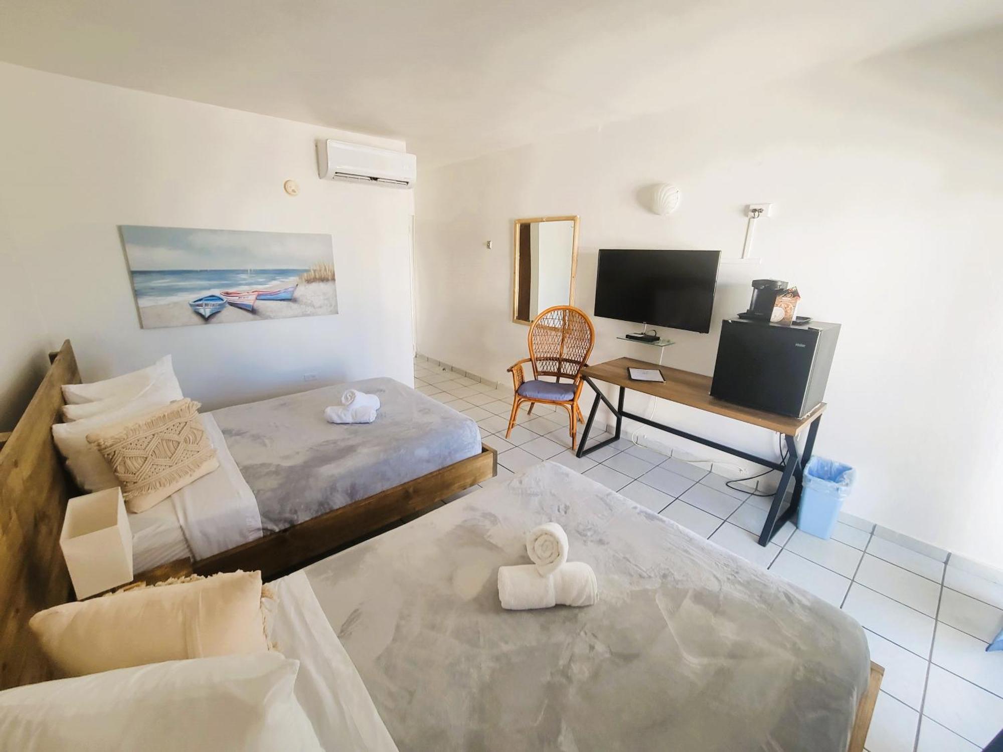 Nautilus By La Jamaca Hotels-Downtown La Parguera Lajas Ngoại thất bức ảnh