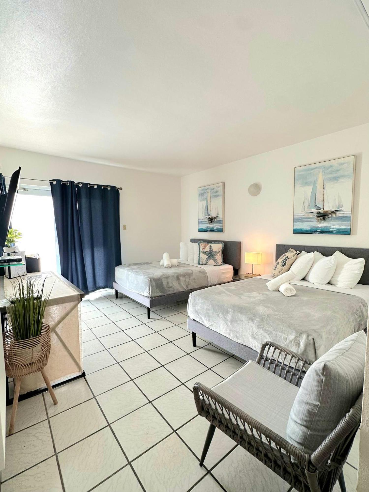 Nautilus By La Jamaca Hotels-Downtown La Parguera Lajas Ngoại thất bức ảnh