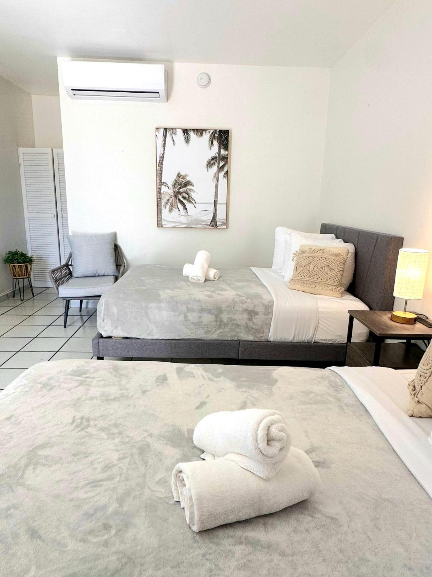 Nautilus By La Jamaca Hotels-Downtown La Parguera Lajas Ngoại thất bức ảnh